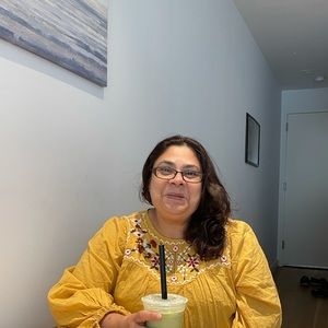 Meet your Posher, Natasha